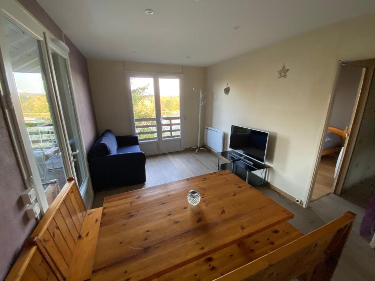 Вилла Chalet En Bord De Seine Ле-Кудре-Монсо Экстерьер фото